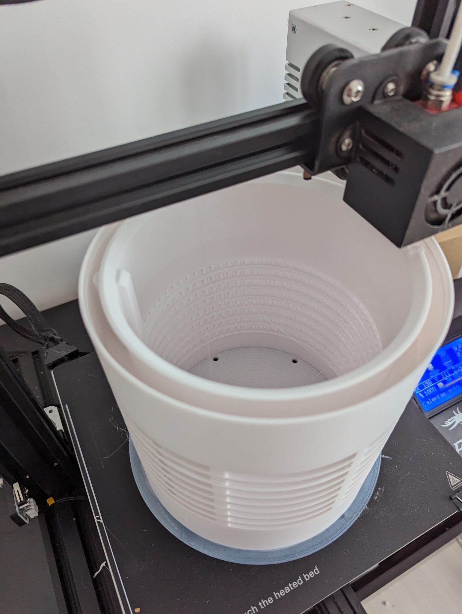 Concept print plant pot by ChatGPT