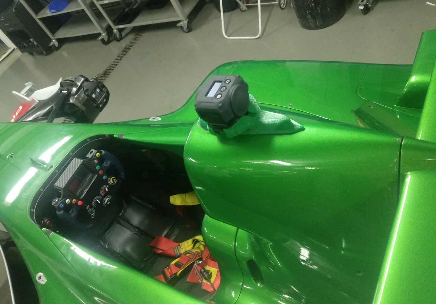 Vibration isolation sandwich detail